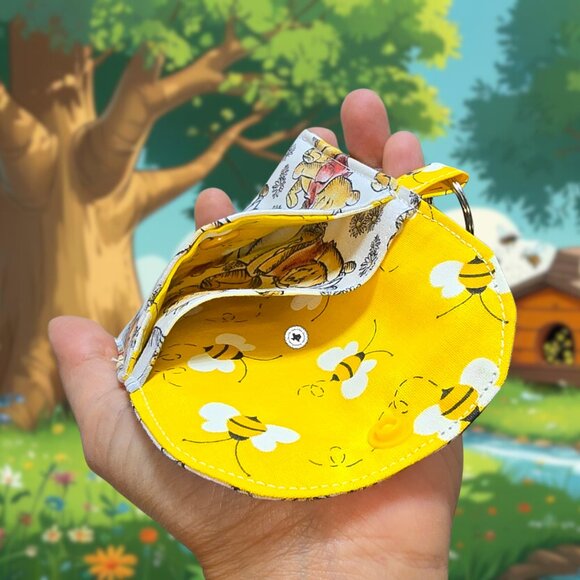 Handmade Winnie The Pooh Card Wallet with Keyring | Mini Wallet Bag Charm - Picture 5 of 5